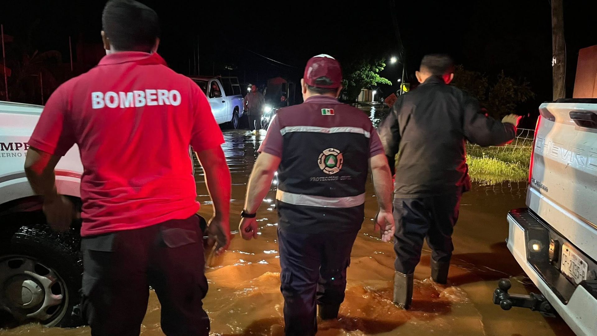 Elementos de Protección Civil de Campeche revisan inundaciones