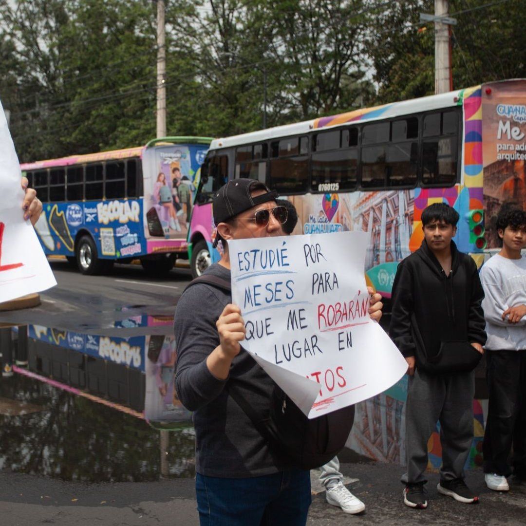 Protesta por irregularidades en examen de la UNAM