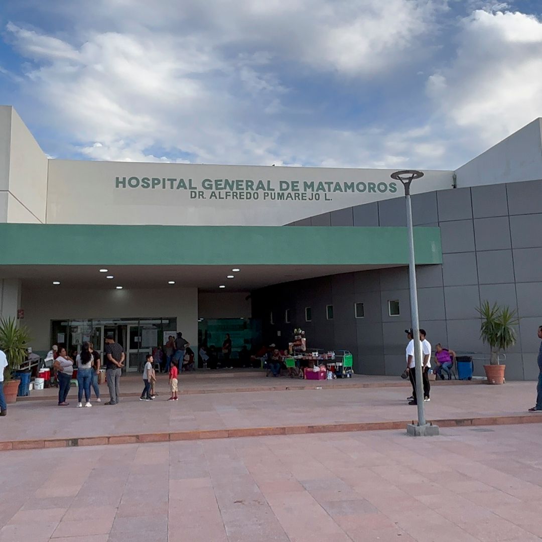 Trabajadores del IMSS-Bienestar Protestan Bajo la Lluvia en Matamoros