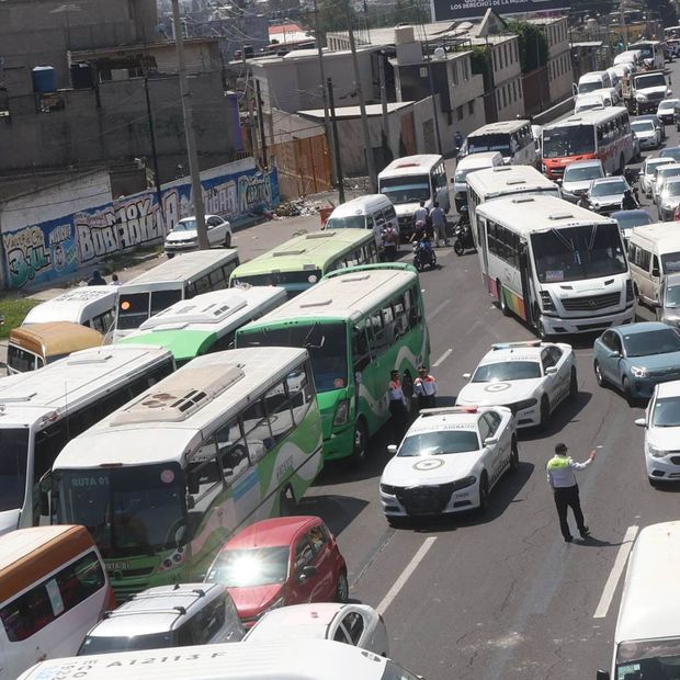Protesta de transportistas en la autopista México-Puebla, en julio 2026. Foto: Cuartoscuro | Archivo