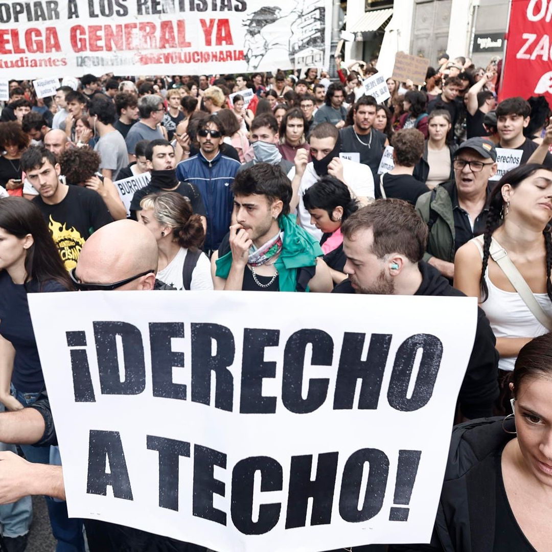 Protesta afuera del Congreso de España