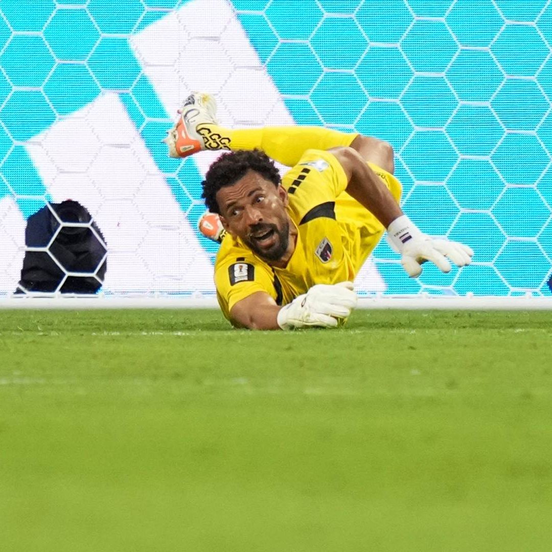 Vozinha en una de sus muchas atajadas. Foto: AP