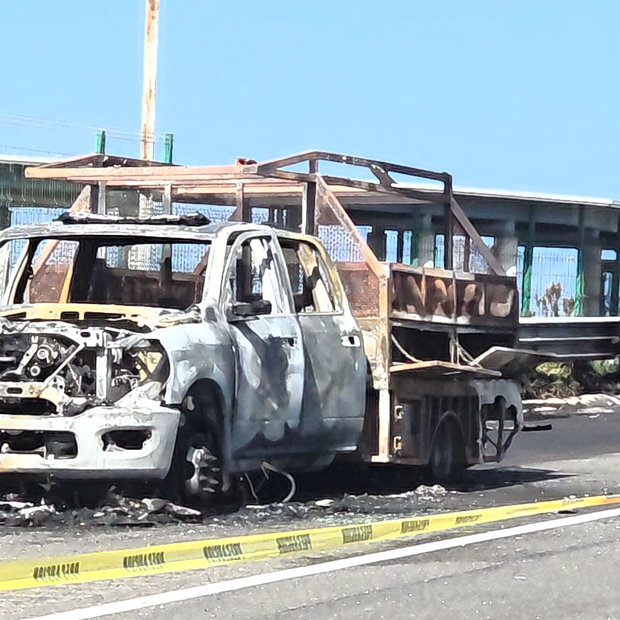 Incendio Tras Choque Deja una Mujer sin Vida y un Hombre con Quemaduras en Tijuana