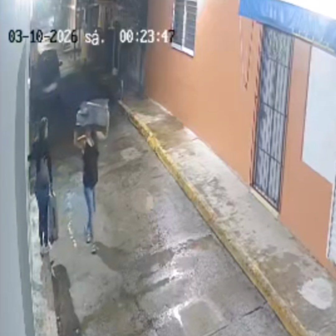 Hombre es víctima de robo por mujeres que contactó por aplicación en Veracruz.