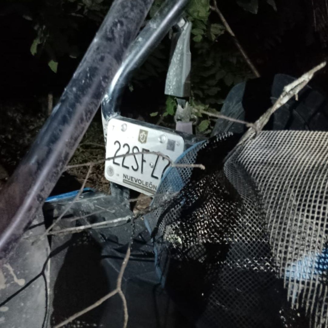 pareja rescatada en RZR