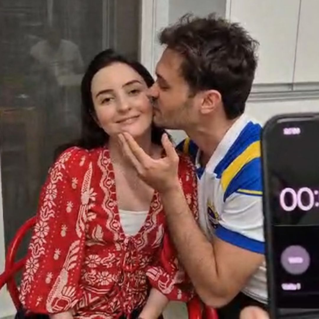 Renato y Naiara, récord Guinness de besos