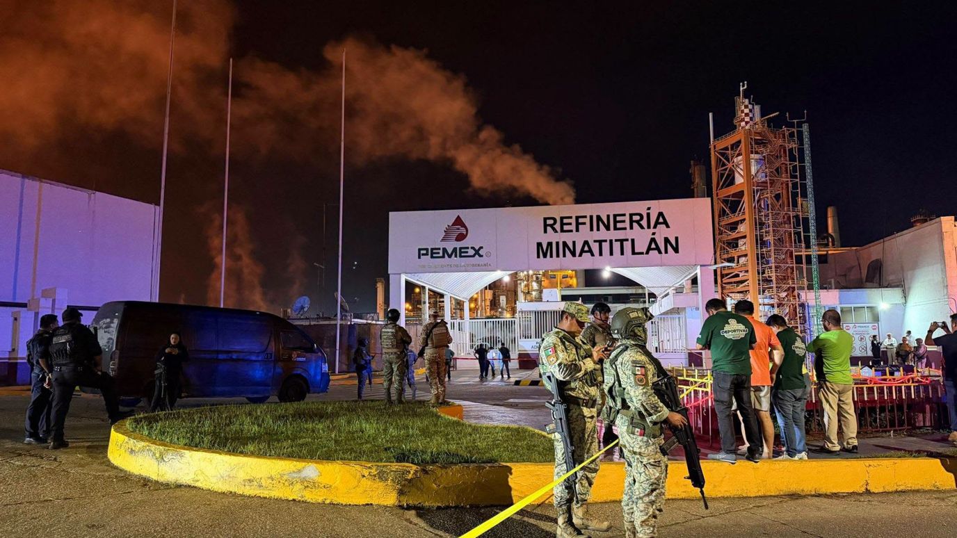 Ataque Armado en Refinería de Minatitlán Deja Dos Trabajadores Heridos: Pemex