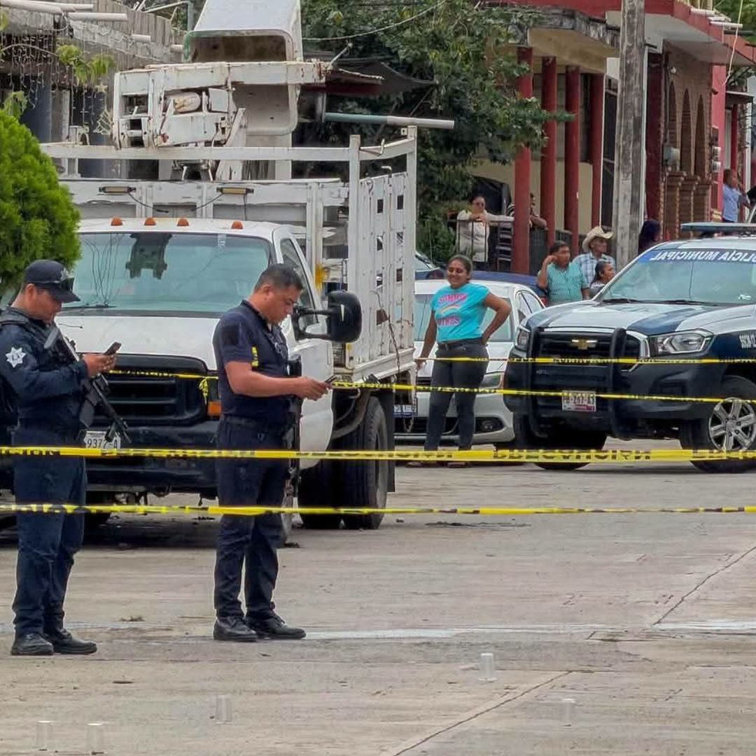 El crimen ocurrió sobre la calle 12 de Octubre, cerca de una tienda.