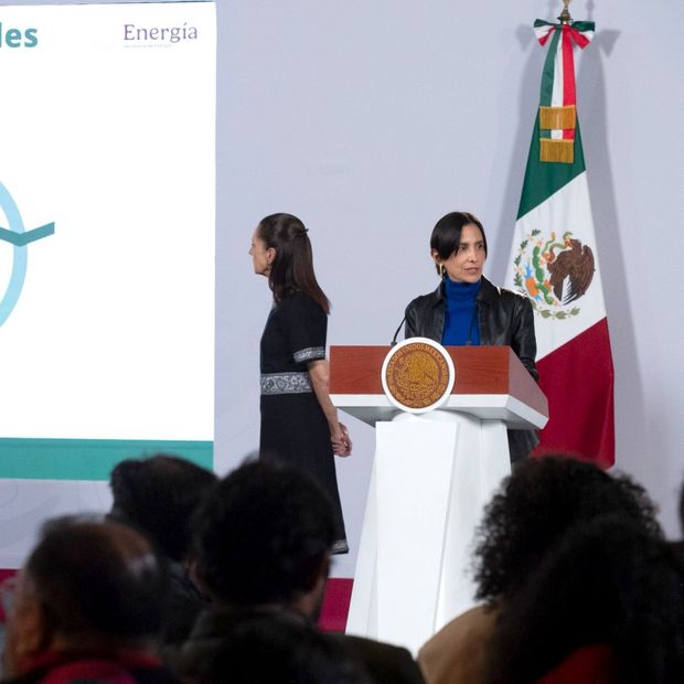 Secretaria de Energía en la conferencia de prensa de la presidenta Claudia Sheinbaum Pardo. Foto: Presidencia de la República