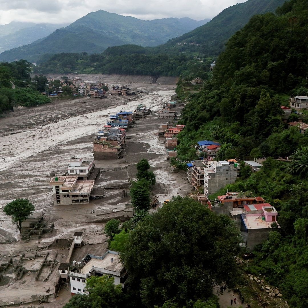 Riada azota varias zonas de Nepal