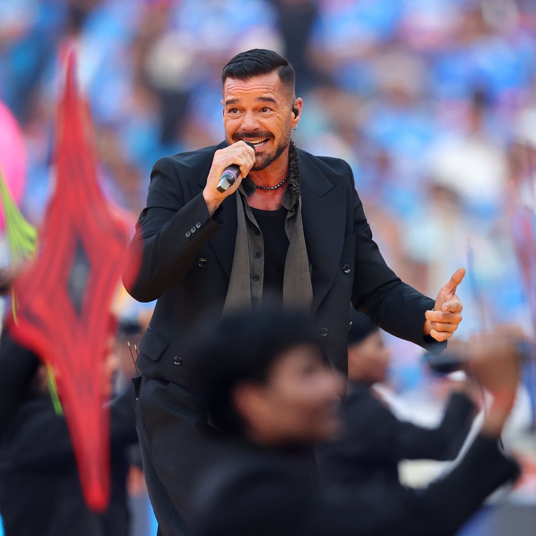 Ricky Martin se intega a Hombre al Agua, película de Gael García Bernal