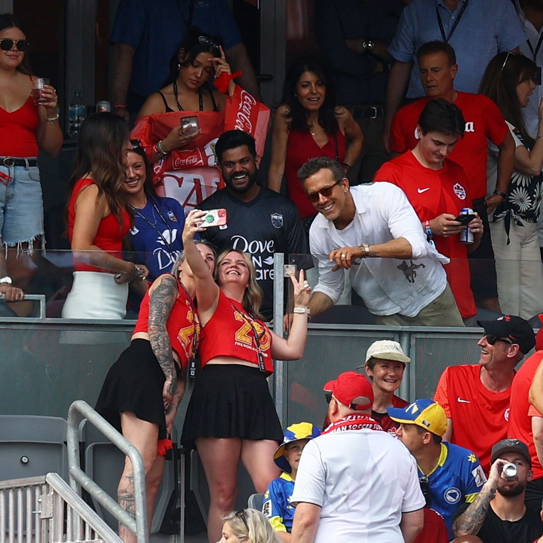 ryan-reynolds-blake-lively-celebracion-gol-canada-mundial-2026