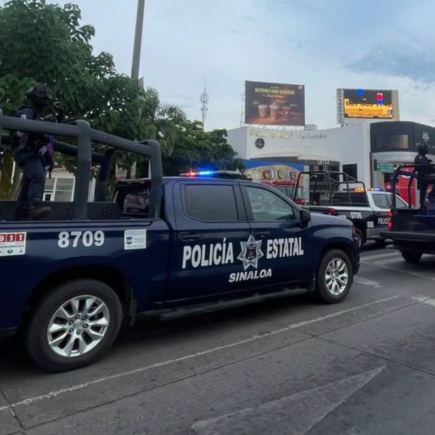 Elementos de seguridad realizan la búsqueda del sacerdote en Culiacán, Sinaloa