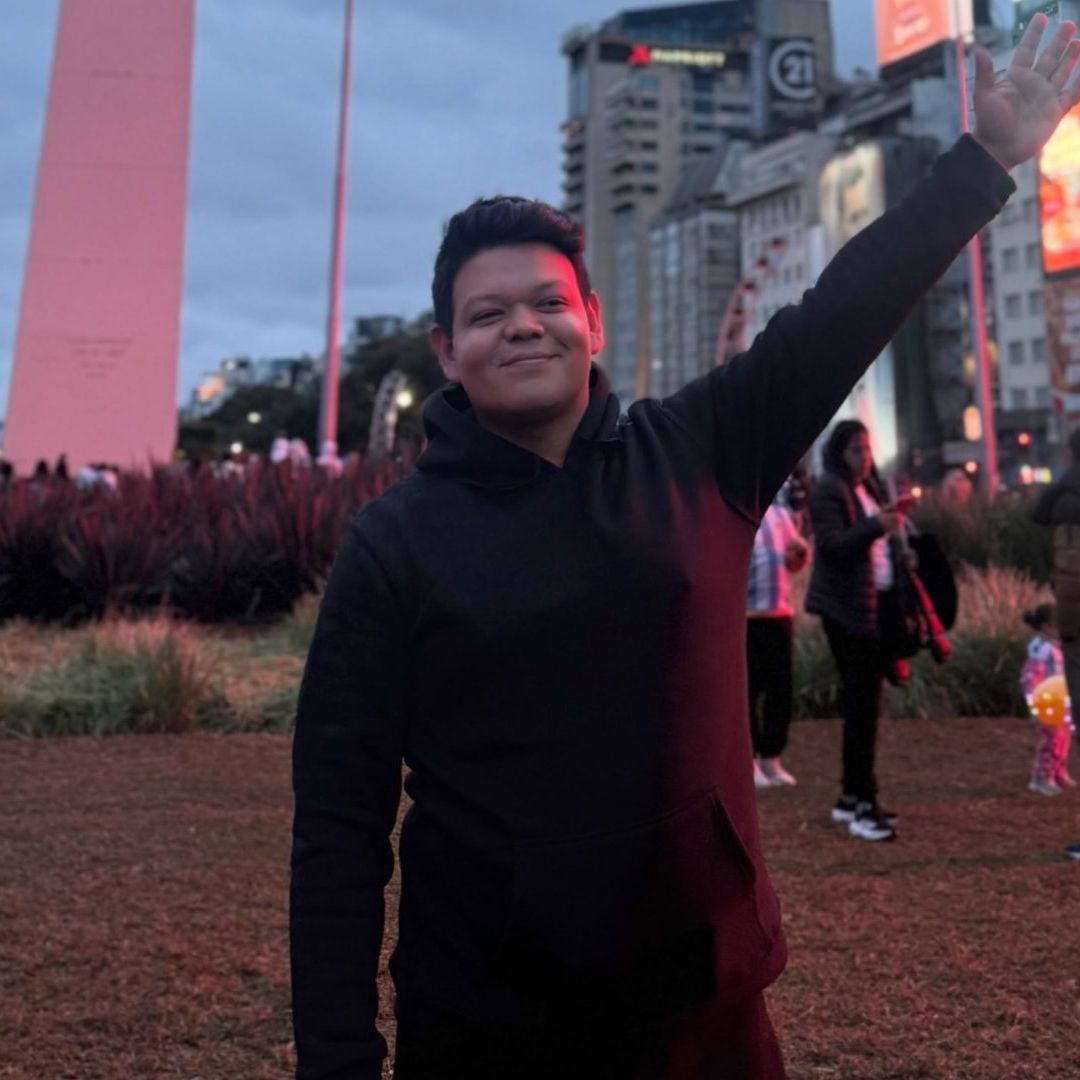 Muere colaborador de Bely y Beto durante gira en Argentina