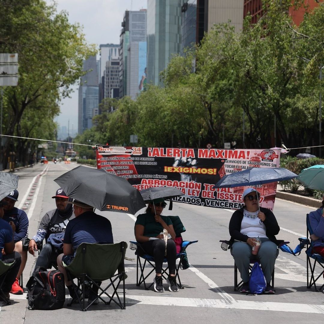 Bloqueo de la CNTE en Bucareli