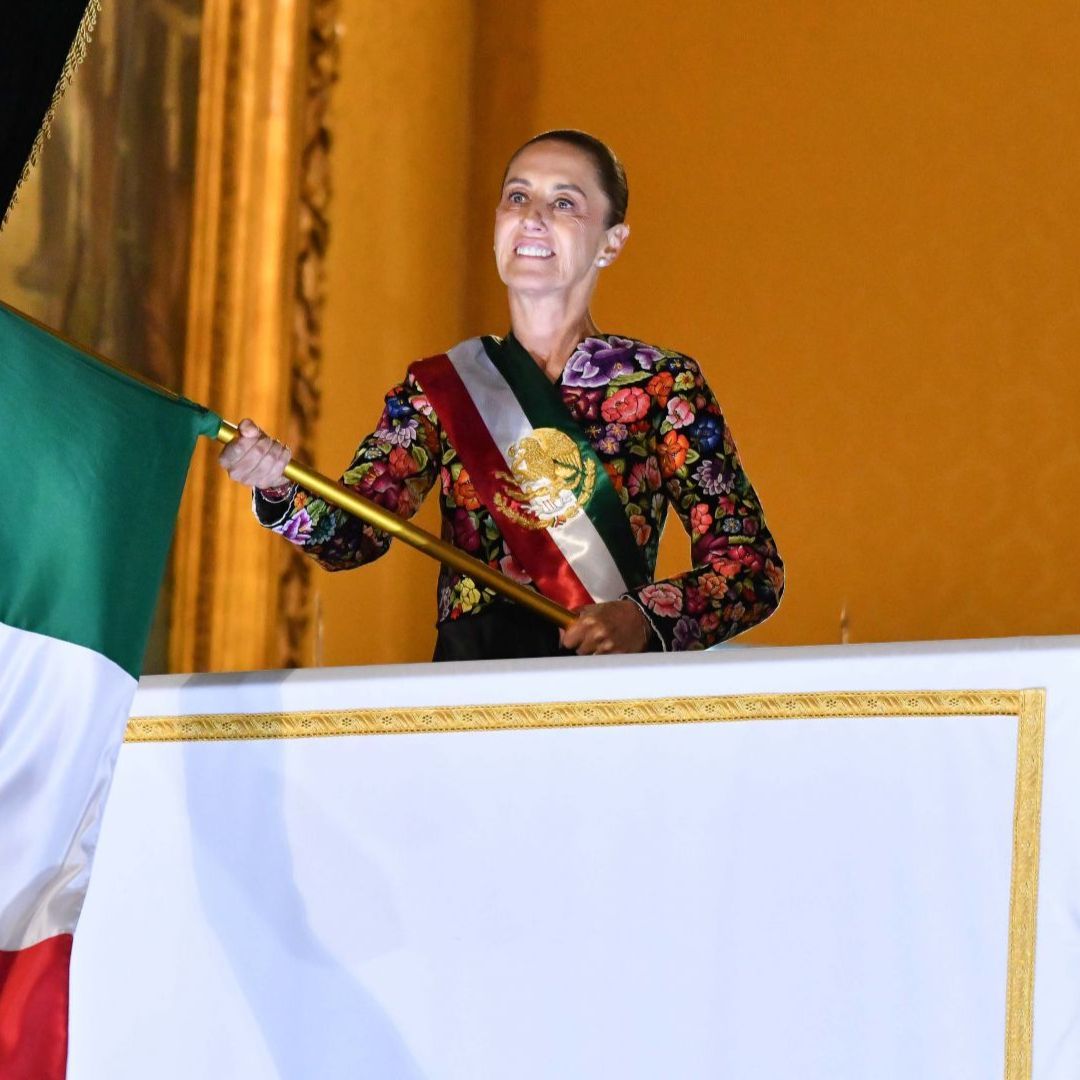 La presidenta Claudia Sheinbaum encabeza la ceremonia del Grito de Independencia
