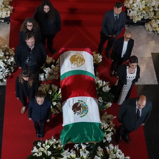 Homenaje Cuauhtémoc Cárdenas en Bellas Artes; Despiden con Último Adiós| FOTOS