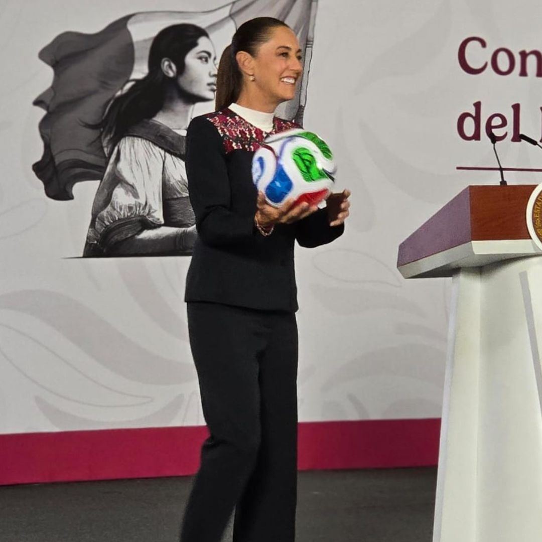 La presidenta Claudia Sheinbaum durante la mañanera de hoy, 25 de junio de 2026