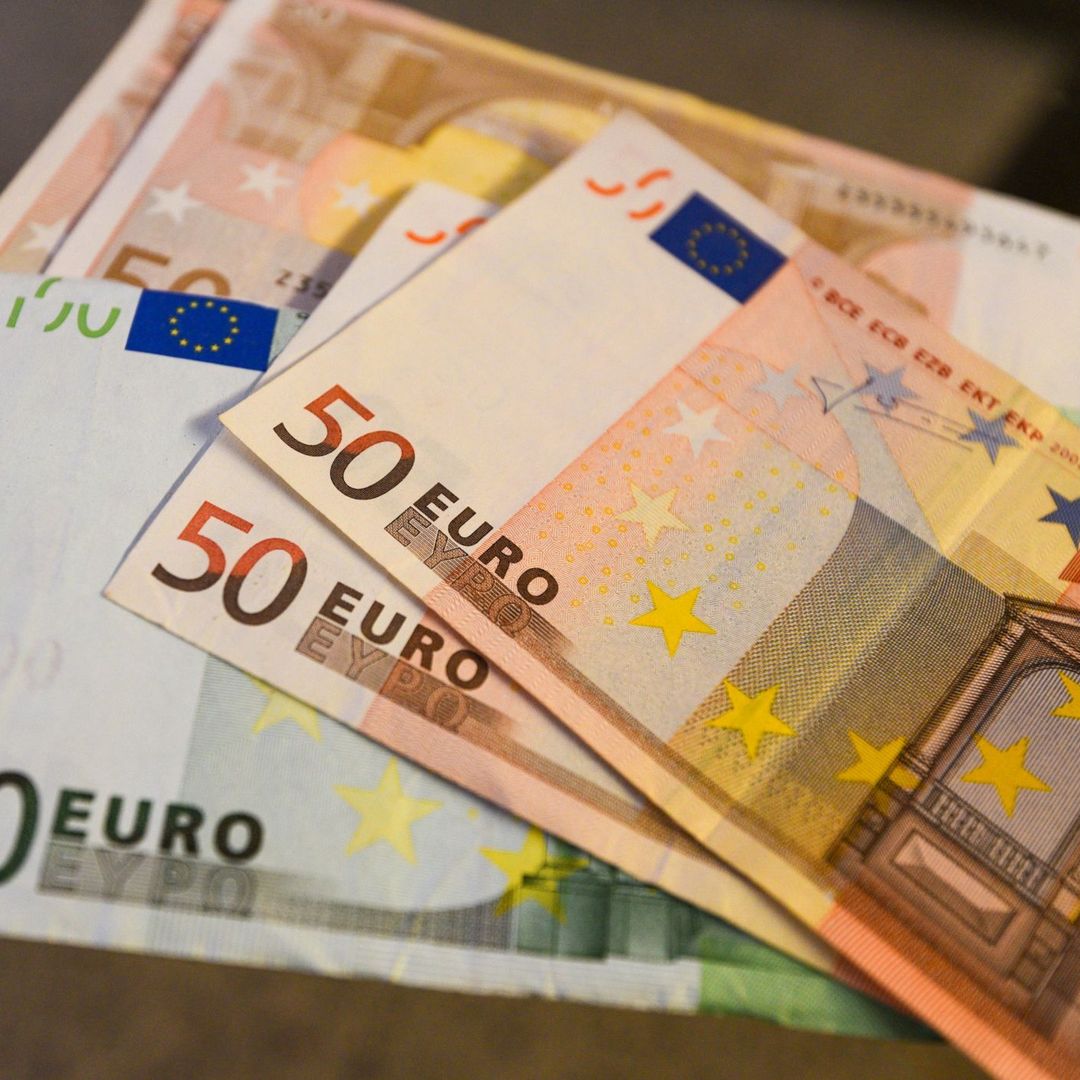Aspectos de euros, utilizados por miembros de la Unión Europea.
