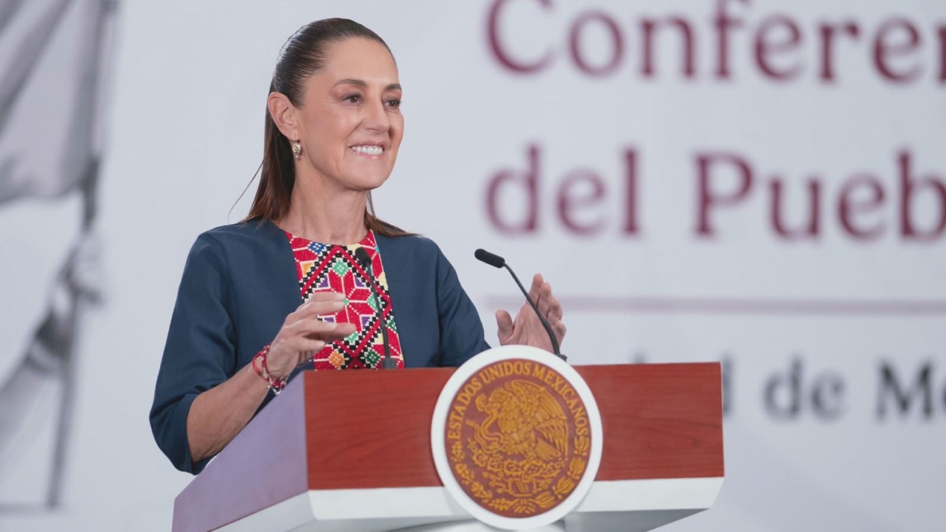 La presidenta Claudia Sheinbaum durante la conferencia mañanera de hoy, 28 de abril de 2026