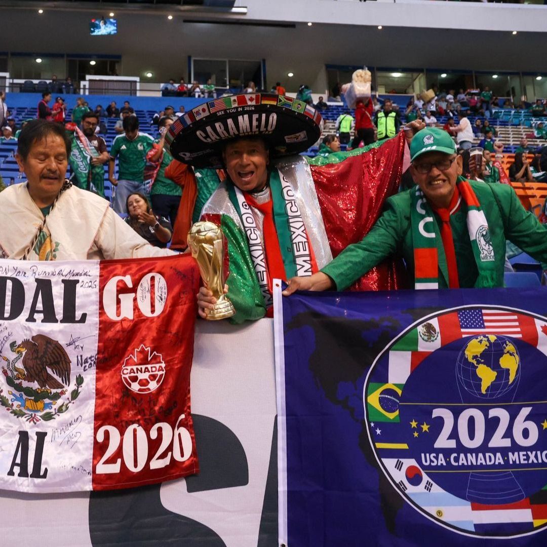 Aficionados muestran su apoyo a la Selección Mexicana