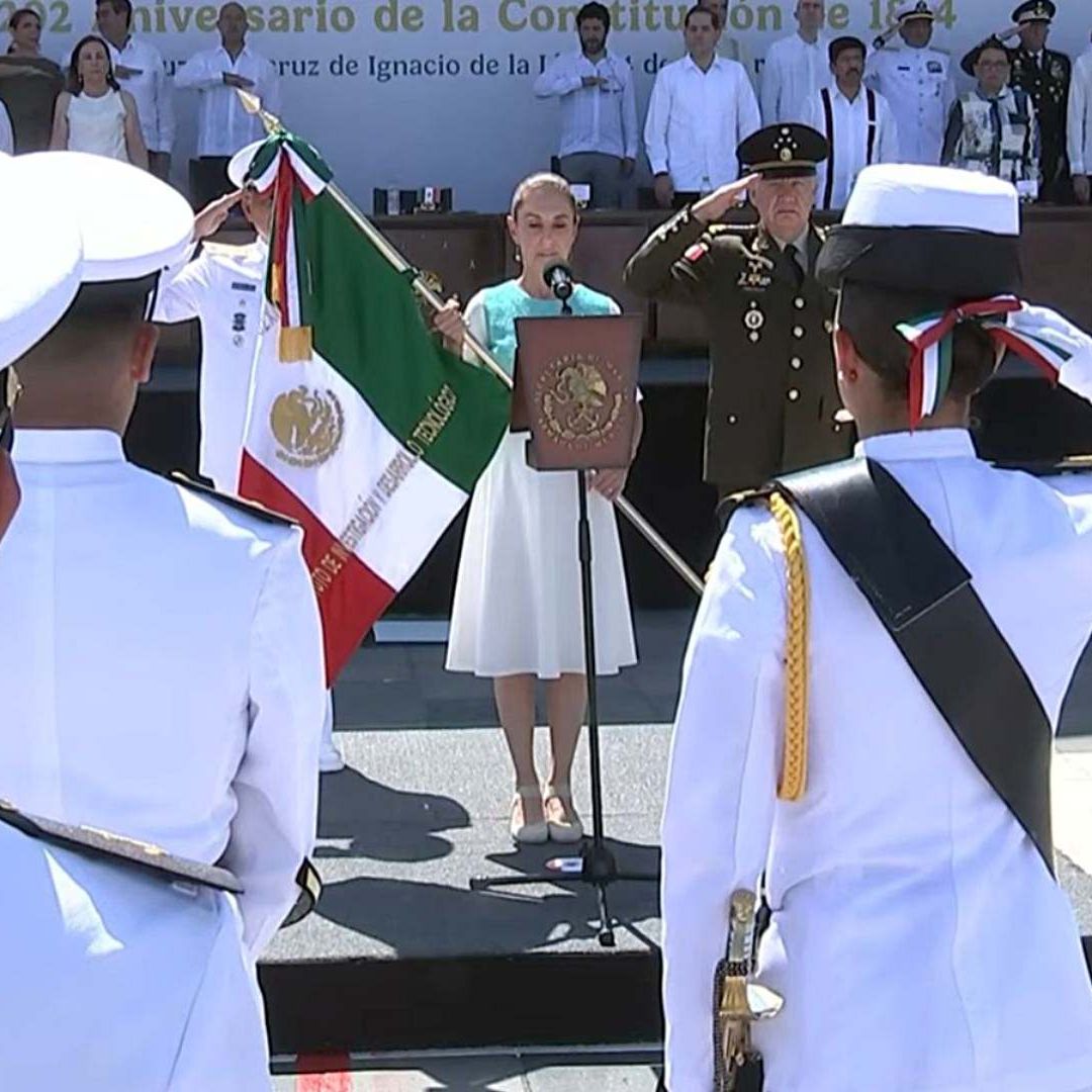 La presidenta Claudia Sheinbaum Pardo encabeza ceremonia de aniversario de la Armada en Veracruz