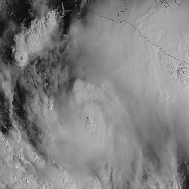 Así se ve la tormenta tropical Simon desde el espacio. Imagen de satélite CIRA-NOAA