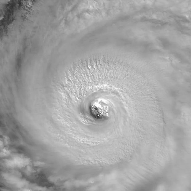 Vista de alta resolución del supertifón Champi captada por NOAA-20. Foto: X @CIRA_CSU