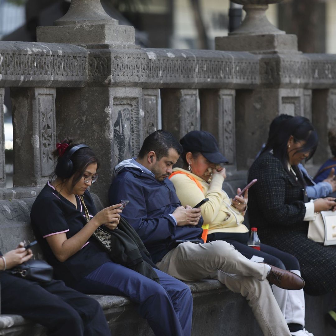 Suspensión de celulares en agosto 2026