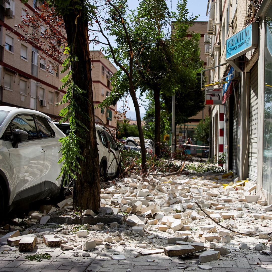 Derrumbes por el sismo de hoy en Granada, España