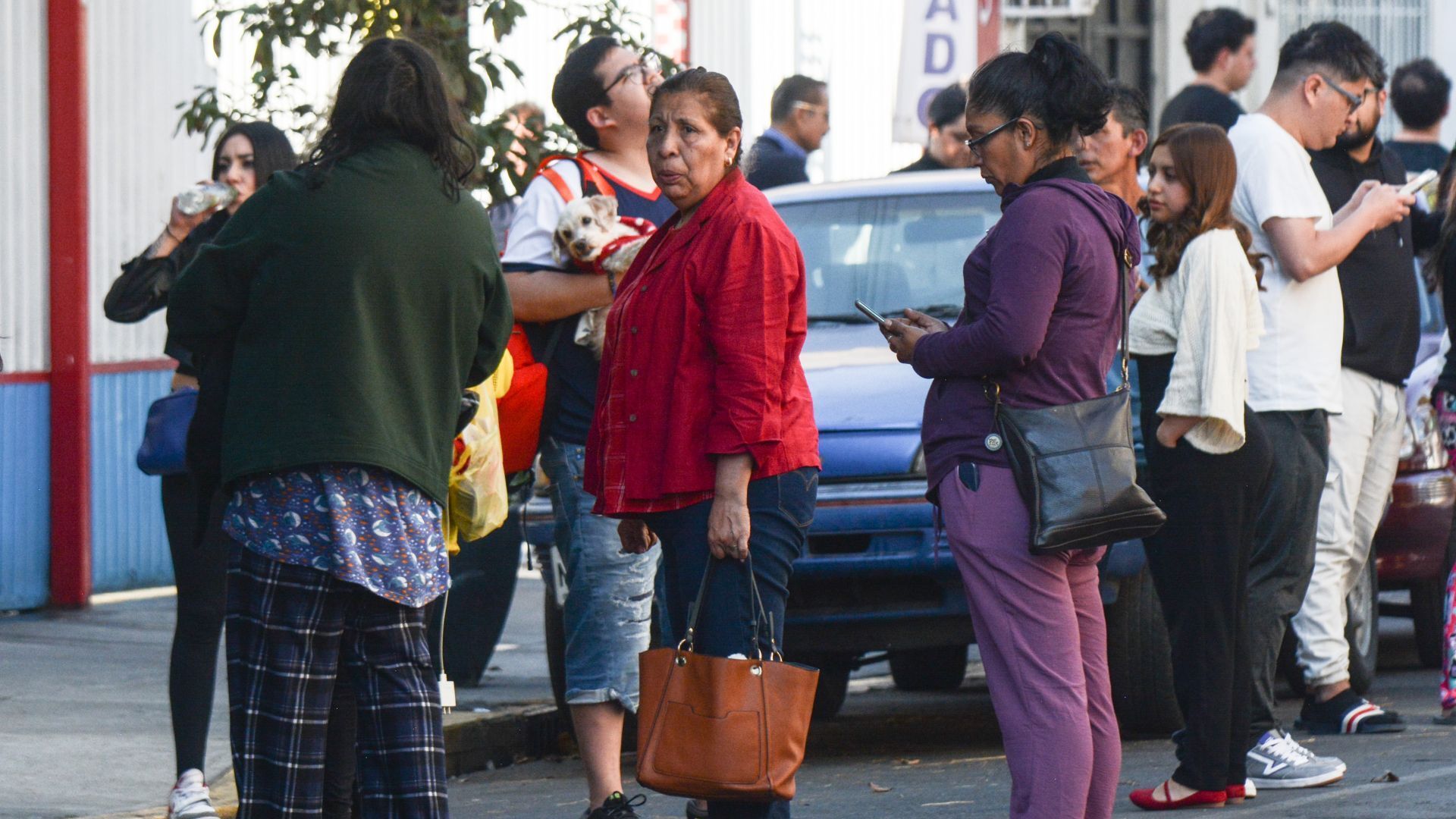Evacuación por sismo en México