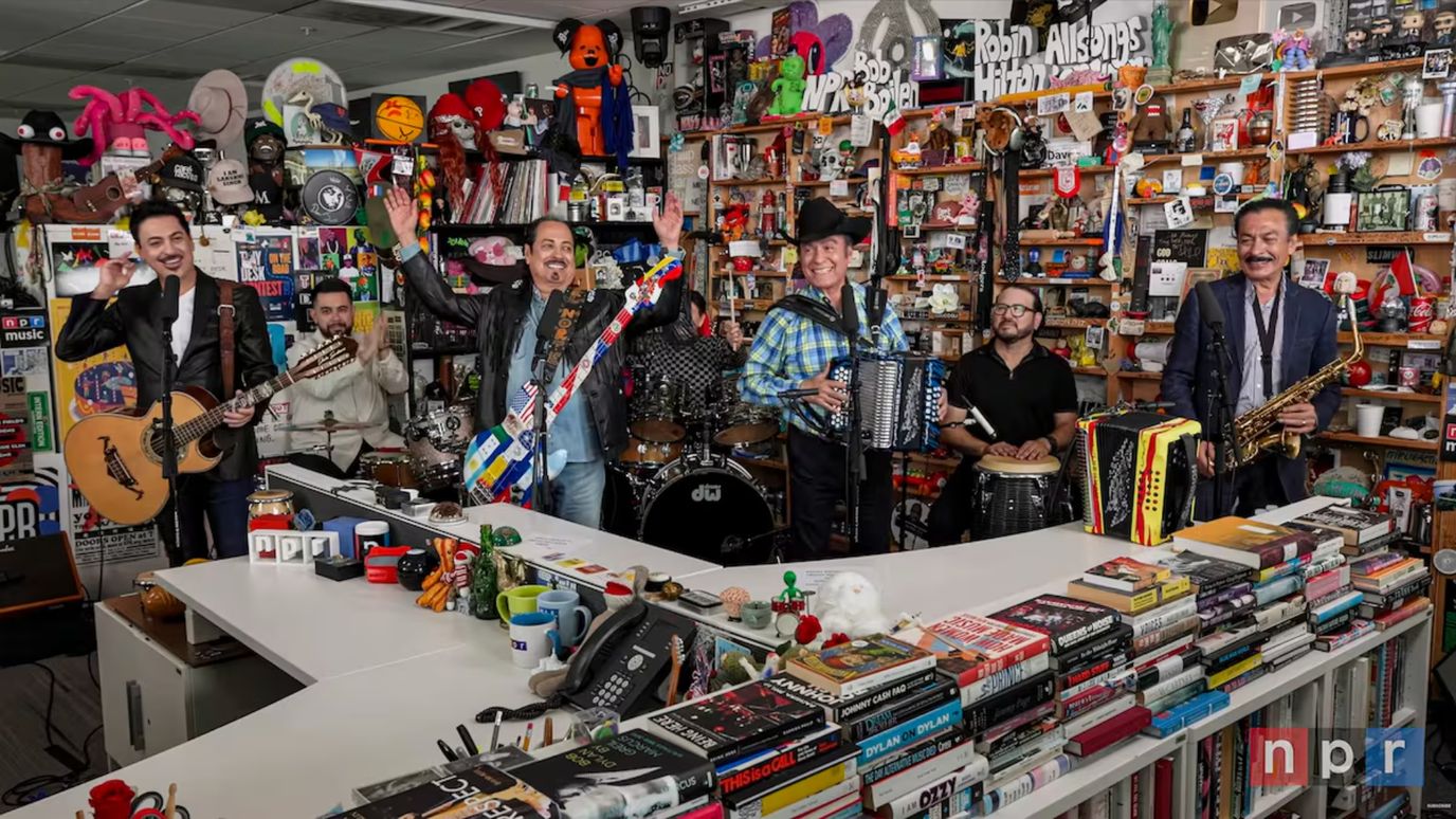 'Soy Latino, Soy Mestizo': Tigres del Norte Llevan su Mensaje Migrante al Tiny Desk Concert