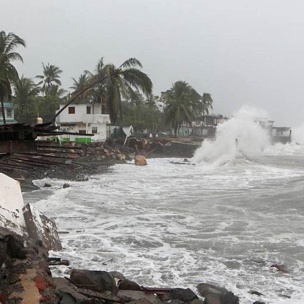 Afectaciones del huracán Simon en Colima el 11 de octubre 2026. Foto: Cuartoscuro | Archivo
