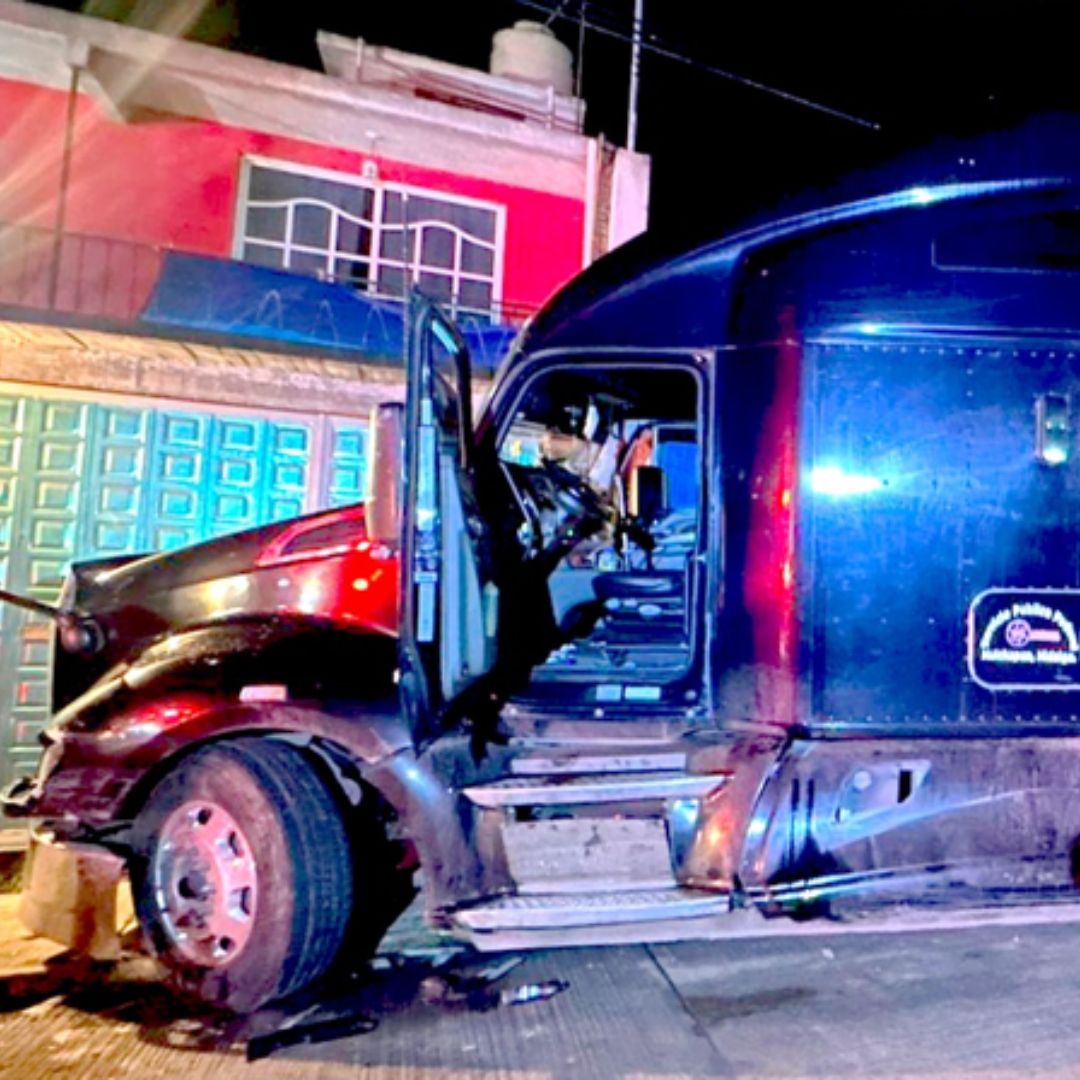 La unidad fue recuperada y dos responsables fueron detenidos.