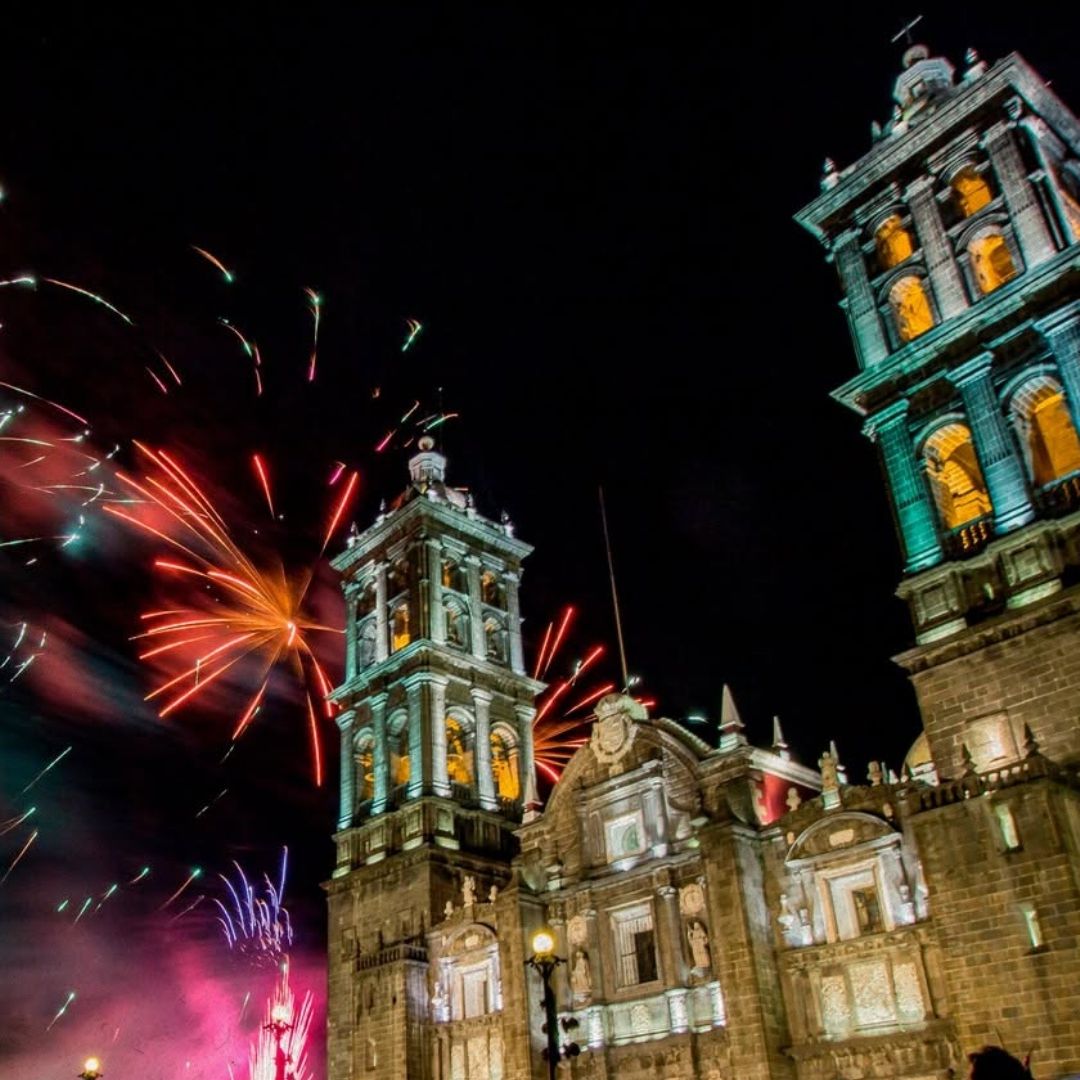 Transporte nocturno para el Grito de Independencia 2026 este 15 de septiembre