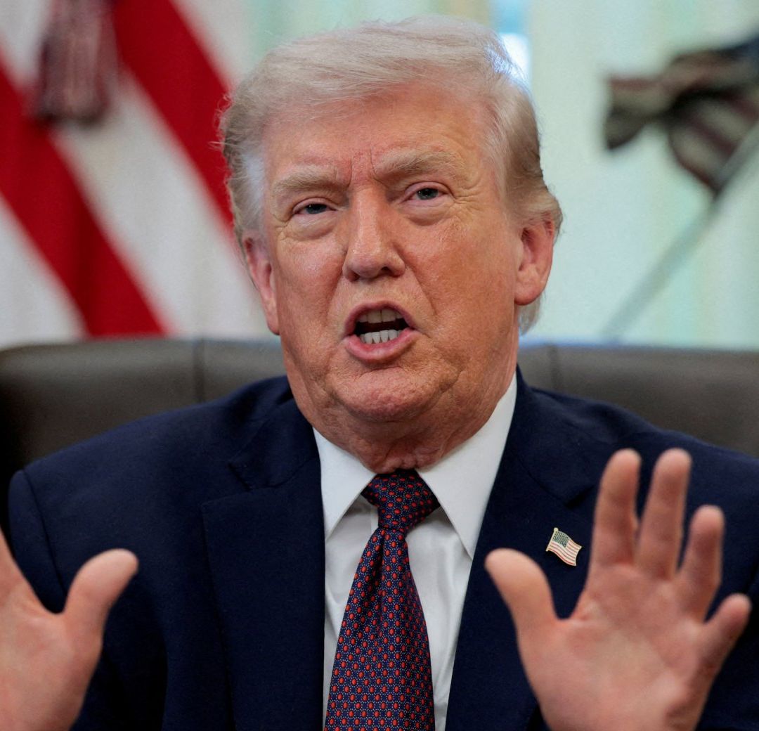 Trump critica al Papa y al alcalde de Chicago
