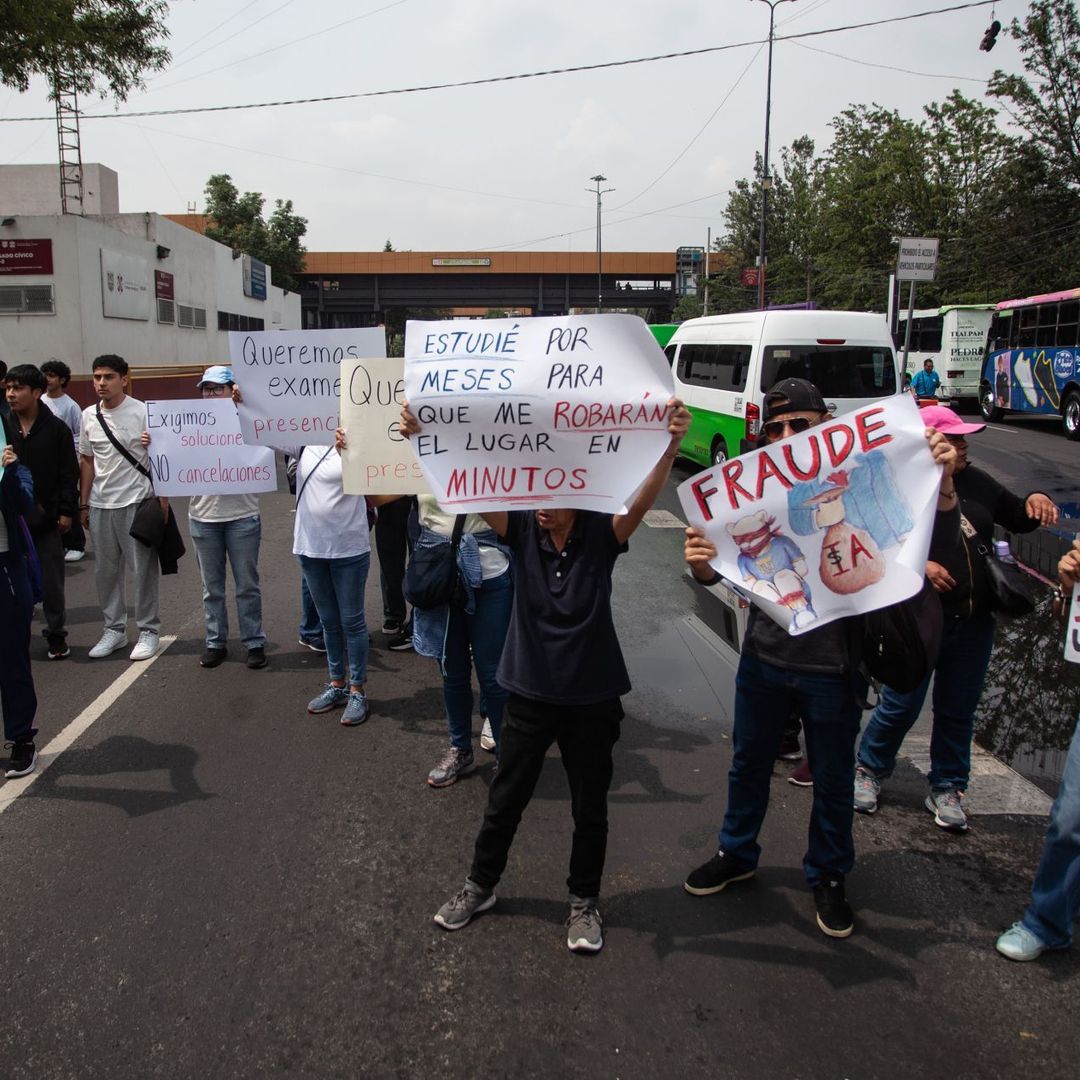 Protesta por supuesto fraude en examen de admisión de la UNAM