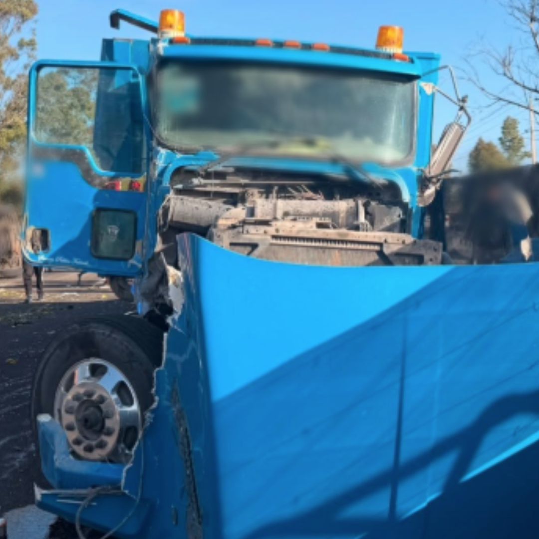 Tráiler provoca choque múltiple en la carretera México-Veracruz.