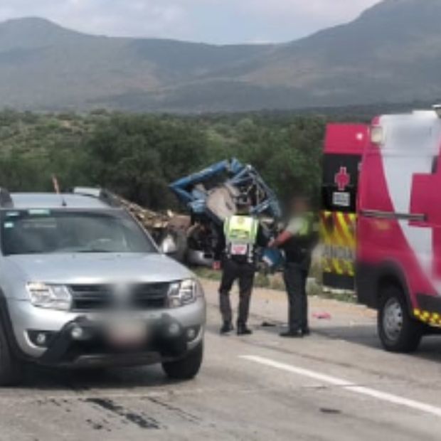 Al sitio acudió Cruz Roja y Guardia Nacional.