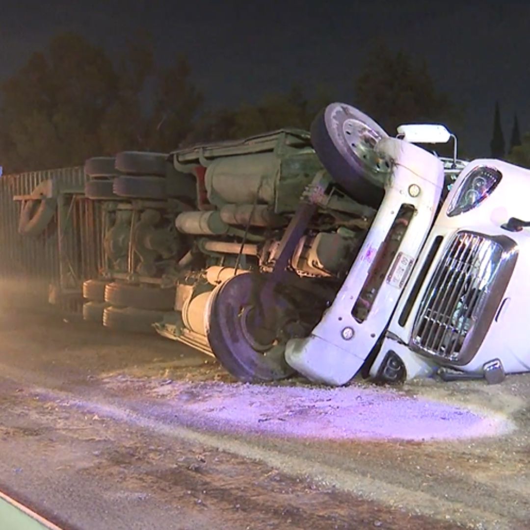 El accidente afectó la circulación con sentido a la CDMX.
