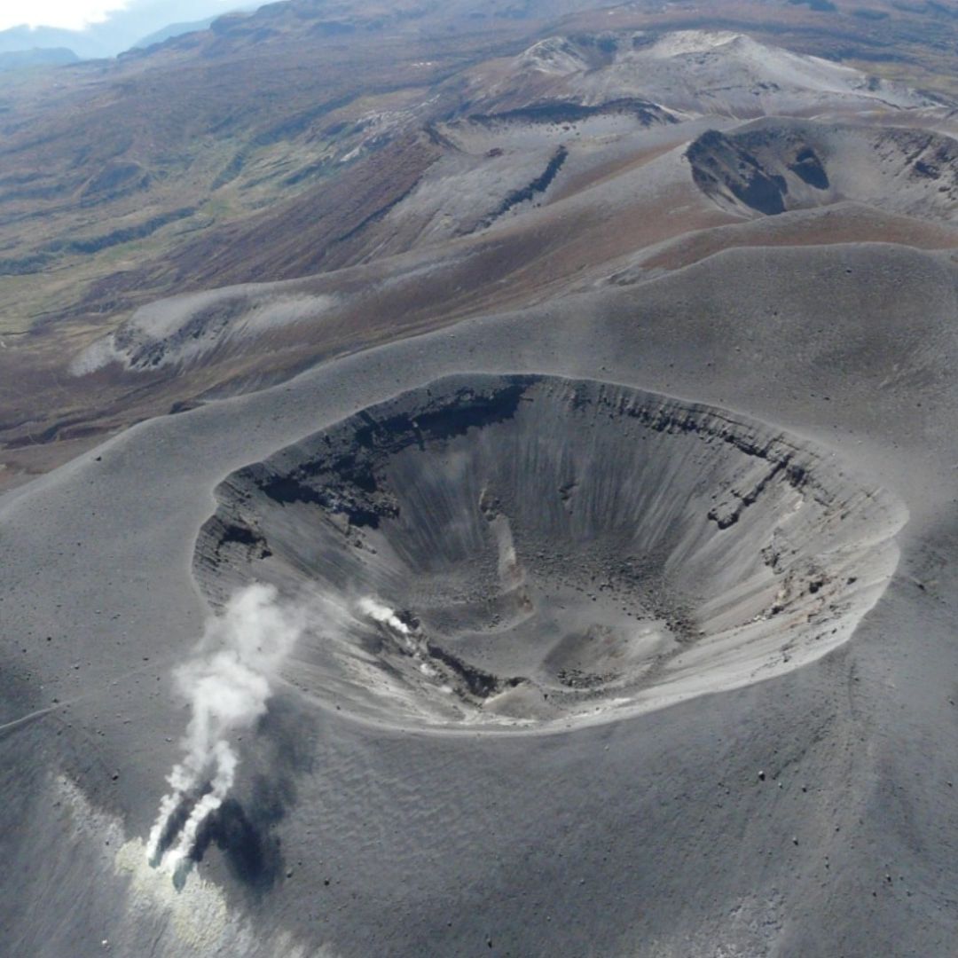 Volcán Puracé Entra en Alerta Naranja tras Actividad Inédita; Preparan Posibles Evacuaciones