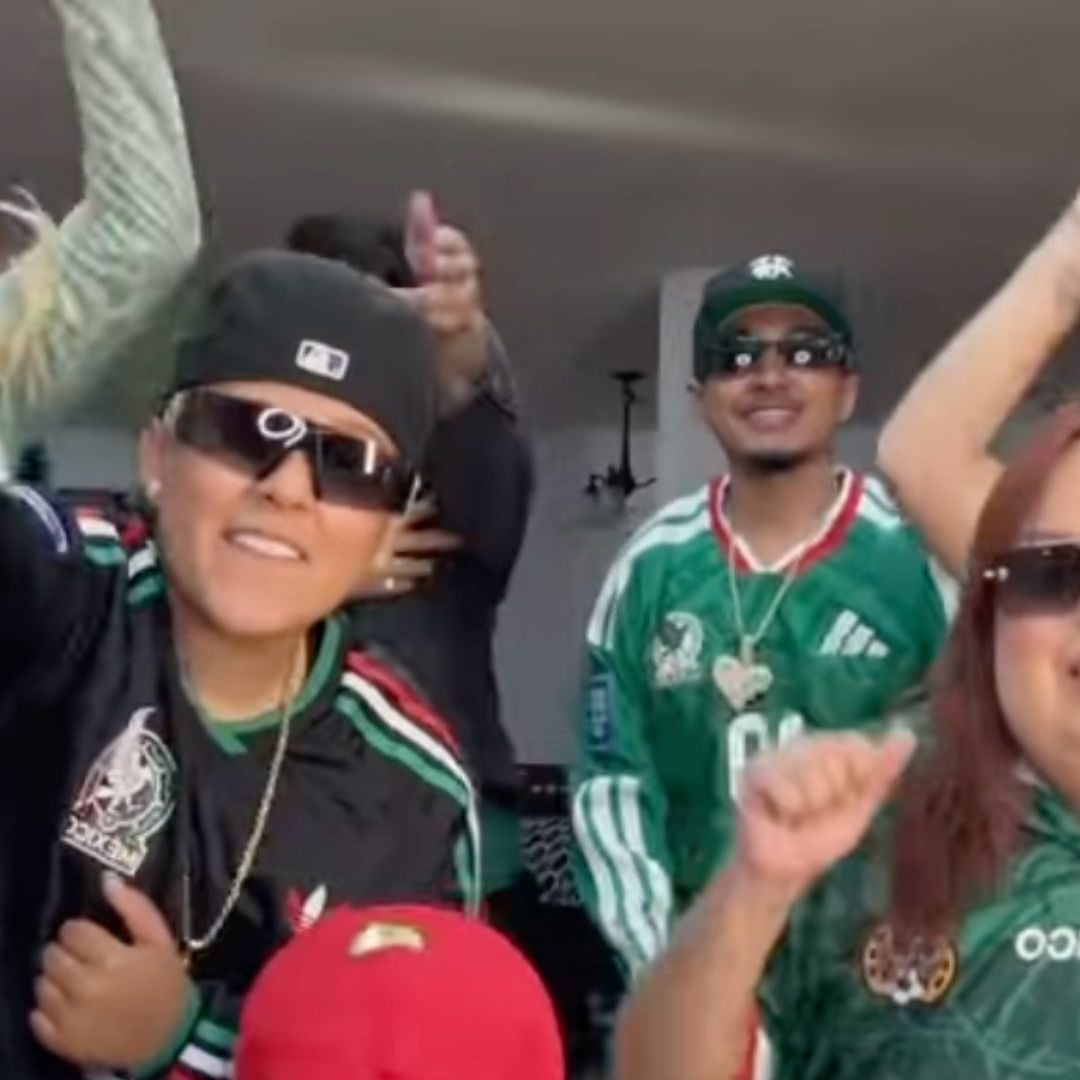 yahritza-y-su-esencia-playera-mexico-so-bella-mundial