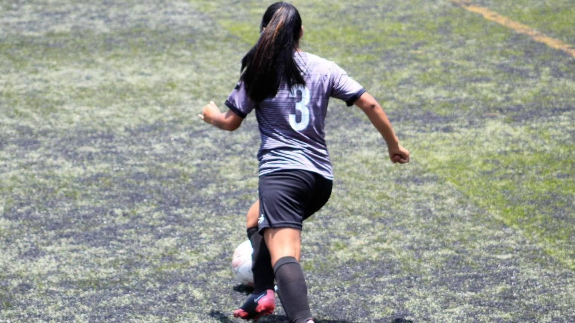 Yolett Cervantes ganadora boleto cedido por Claudia Sheinbaum para inauguración justa deportiva