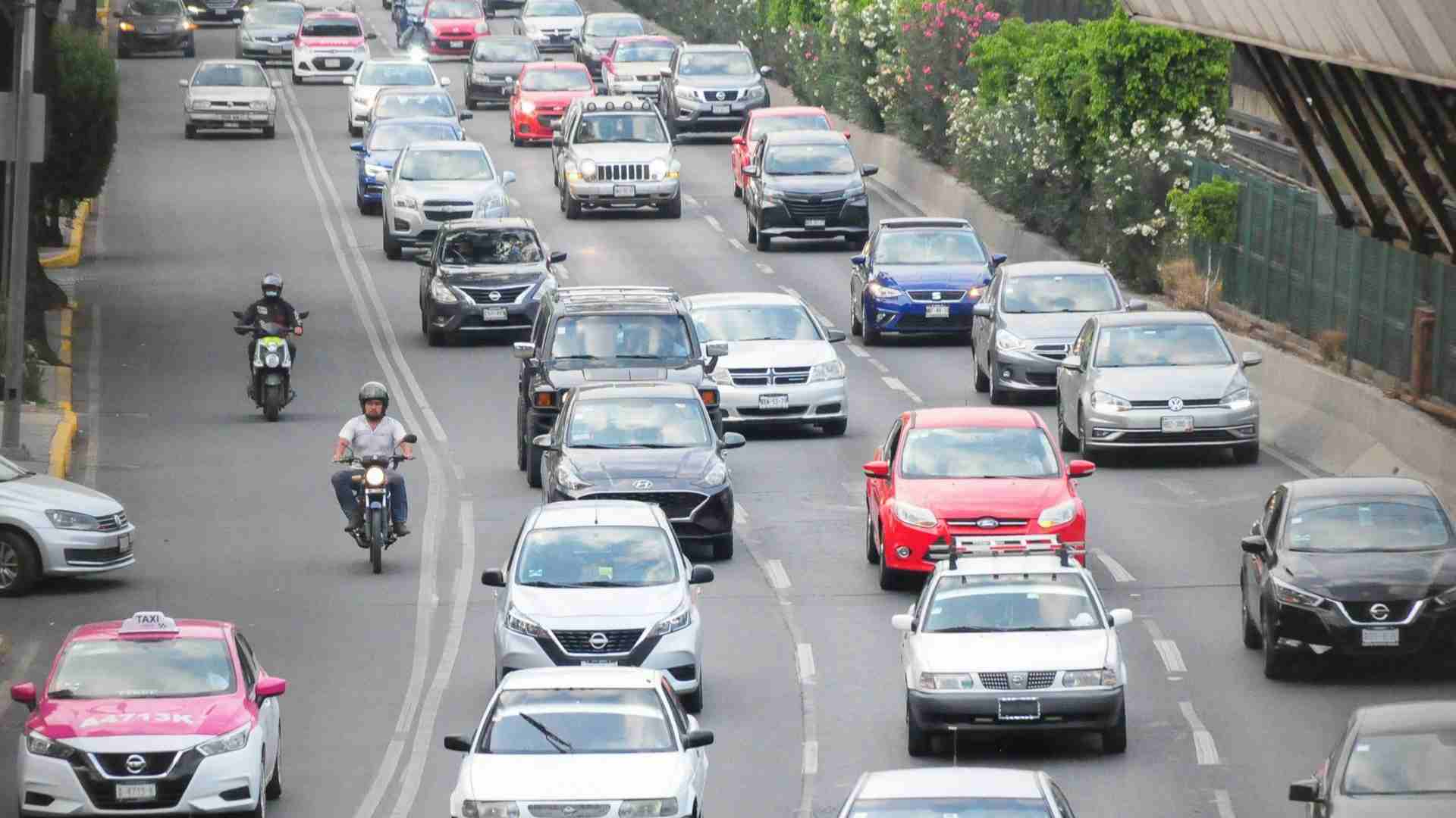 Hoy No Circula Sabatino 25 de Febrero 2023 en CDMX y Edomex estos