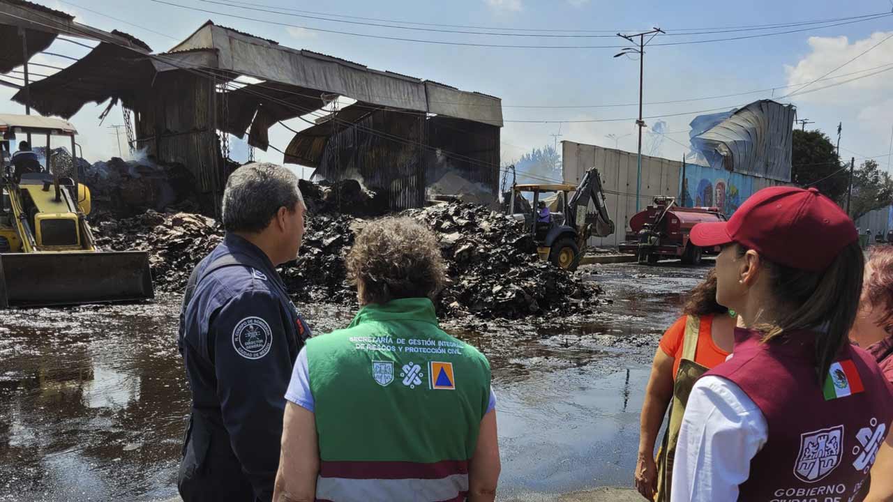 Sheinbaum Pide No Especular Por Incendio En Central De Abasto N