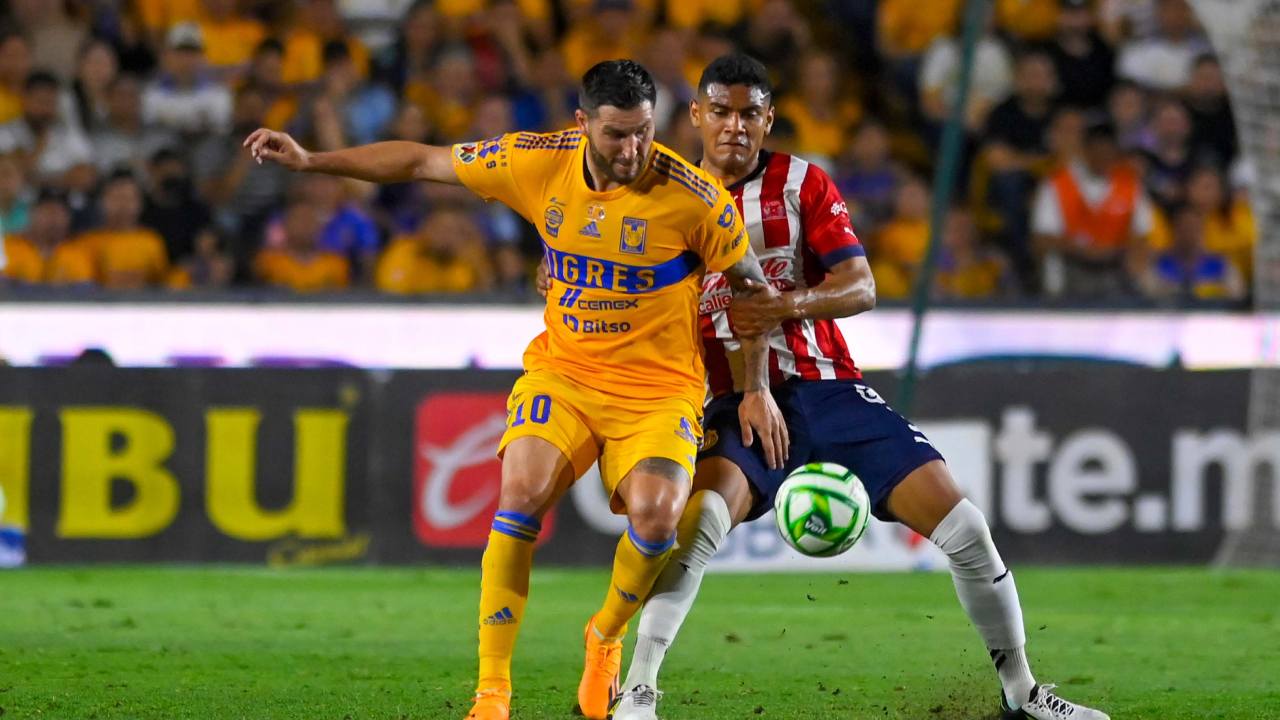 ¿Cómo Va Tigres vs Chivas? Resumen al Medio Tiempo de la Final de Liga