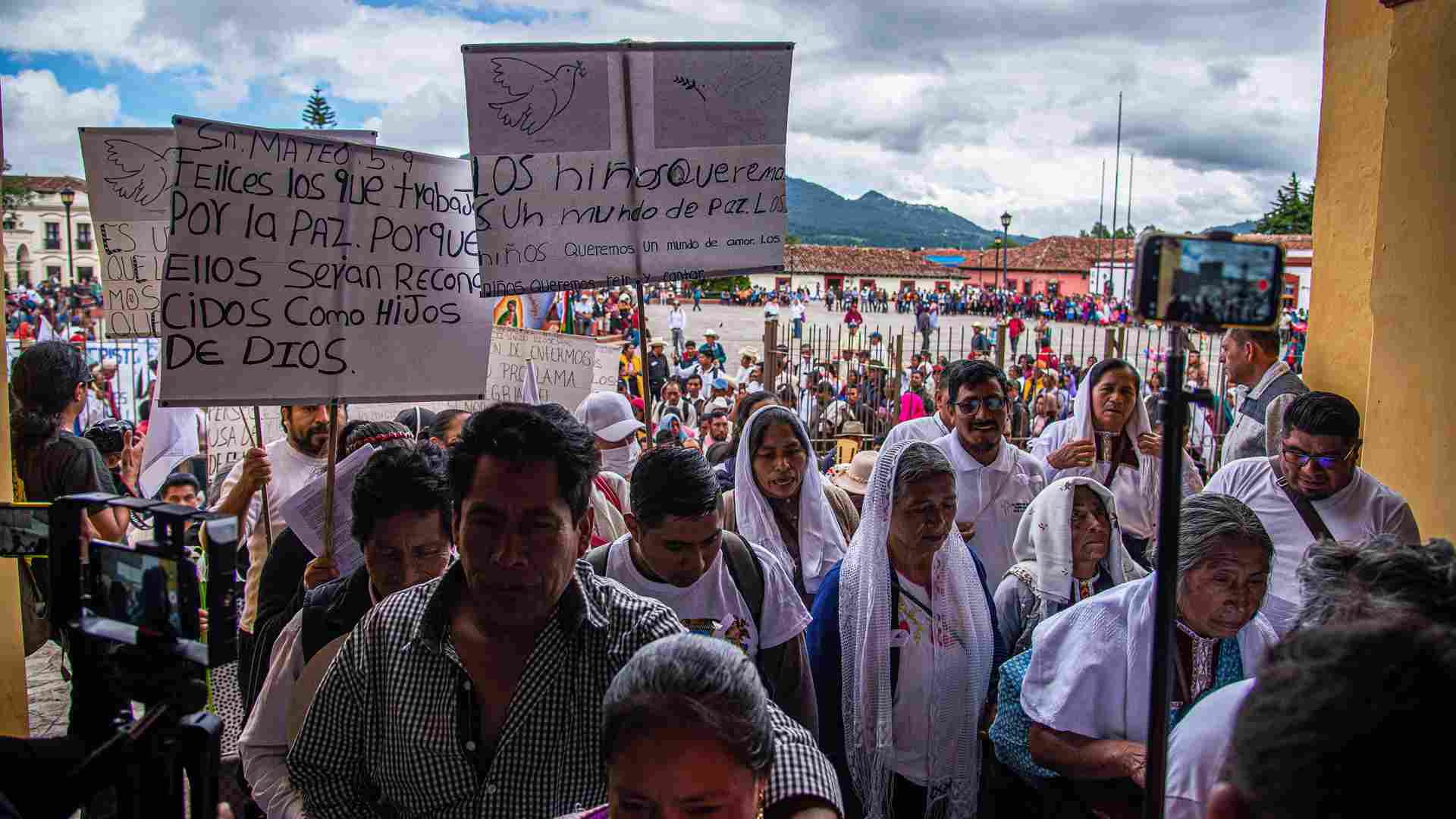 Marchan cientos en Chilón por los derechos de los pueblos