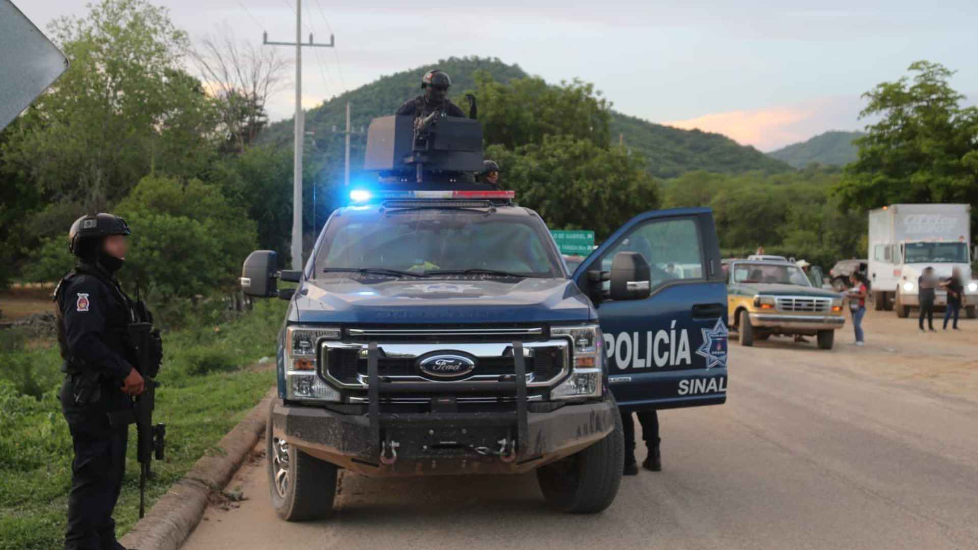 Hombres Armados Desatan Operativo en Culiacán, Sinaloa | N+