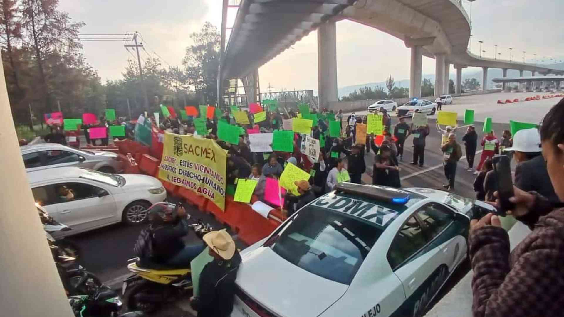 Bloqueo En La Carretera México Cuernavaca Manifestantes Reclaman Falta De Agua N 8235